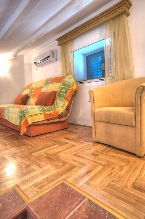 Holiday Home Neda Sveti Stefan Szoba fotó